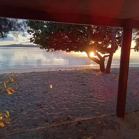 Yasawa Homestays Naisisili Bagian luar foto