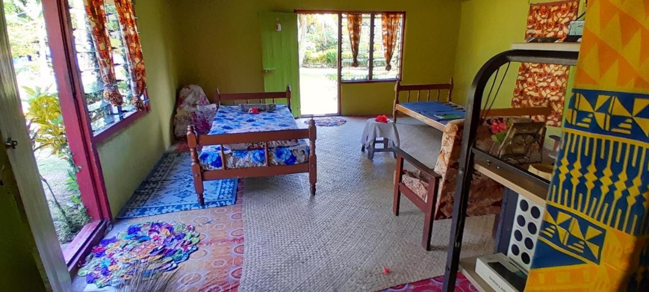 Yasawa Homestays Naisisili Bagian luar foto