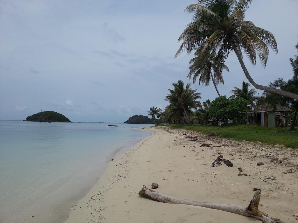 Yasawa Homestays Naisisili Bagian luar foto