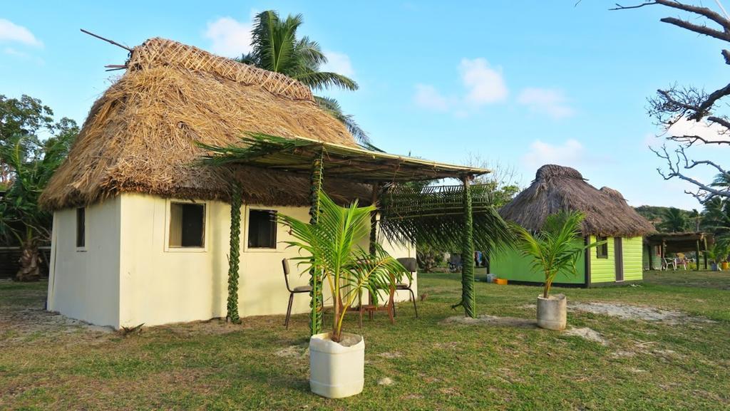 Yasawa Homestays Naisisili Bagian luar foto