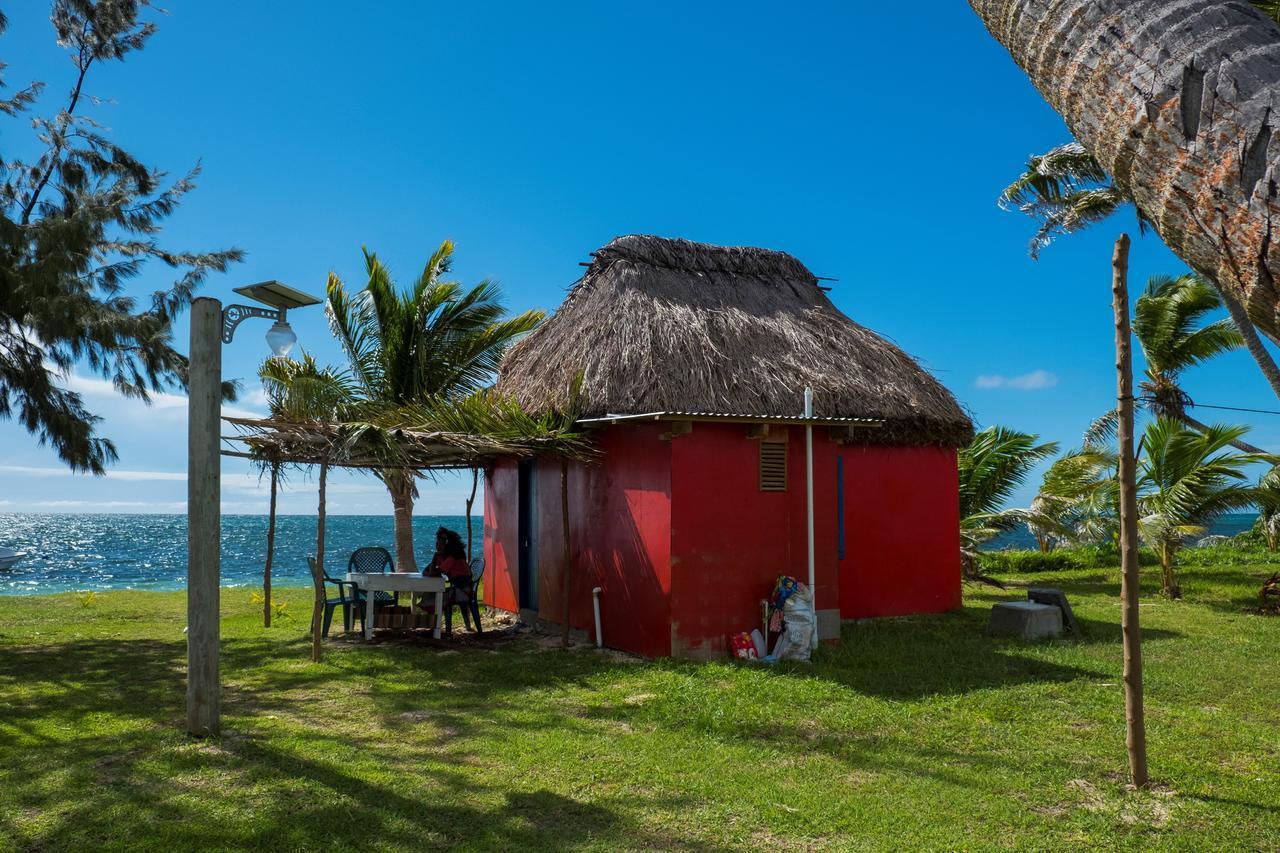 Yasawa Homestays Naisisili Bagian luar foto