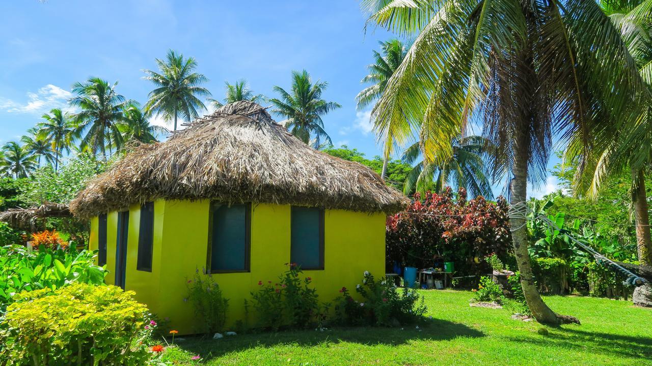 Yasawa Homestays Naisisili Bagian luar foto