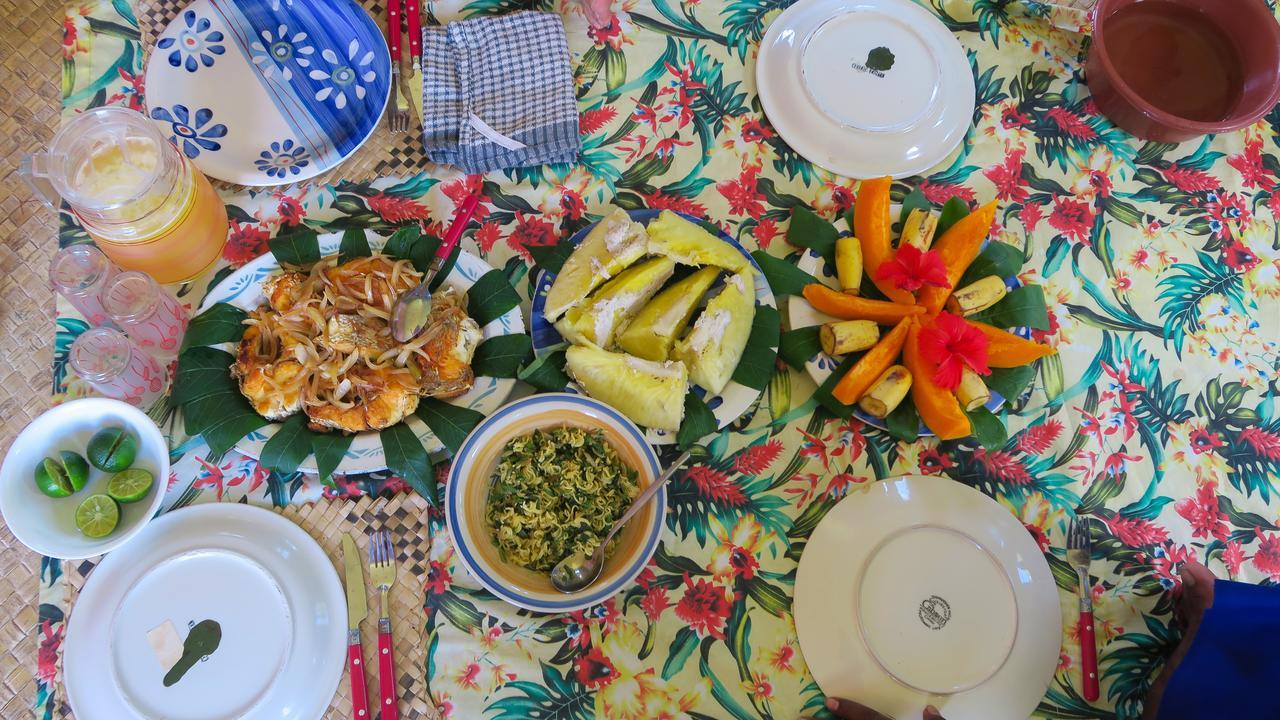 Yasawa Homestays Naisisili Bagian luar foto