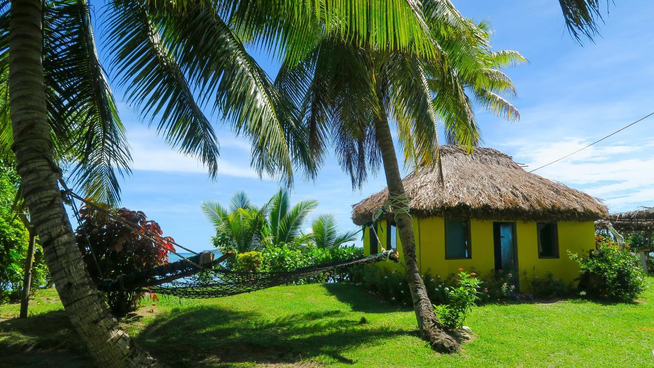 Yasawa Homestays Naisisili Bagian luar foto