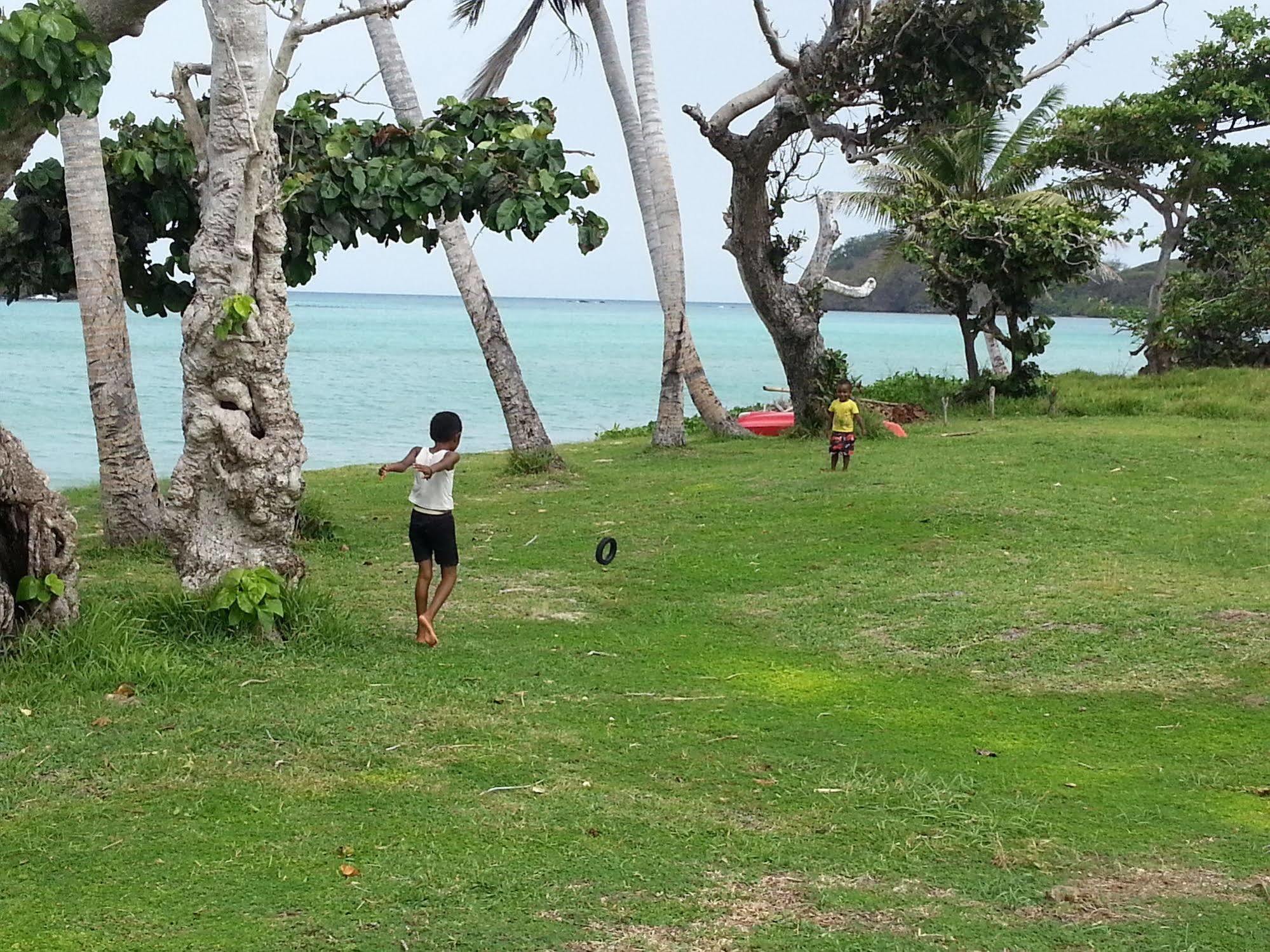 Yasawa Homestays Naisisili Bagian luar foto