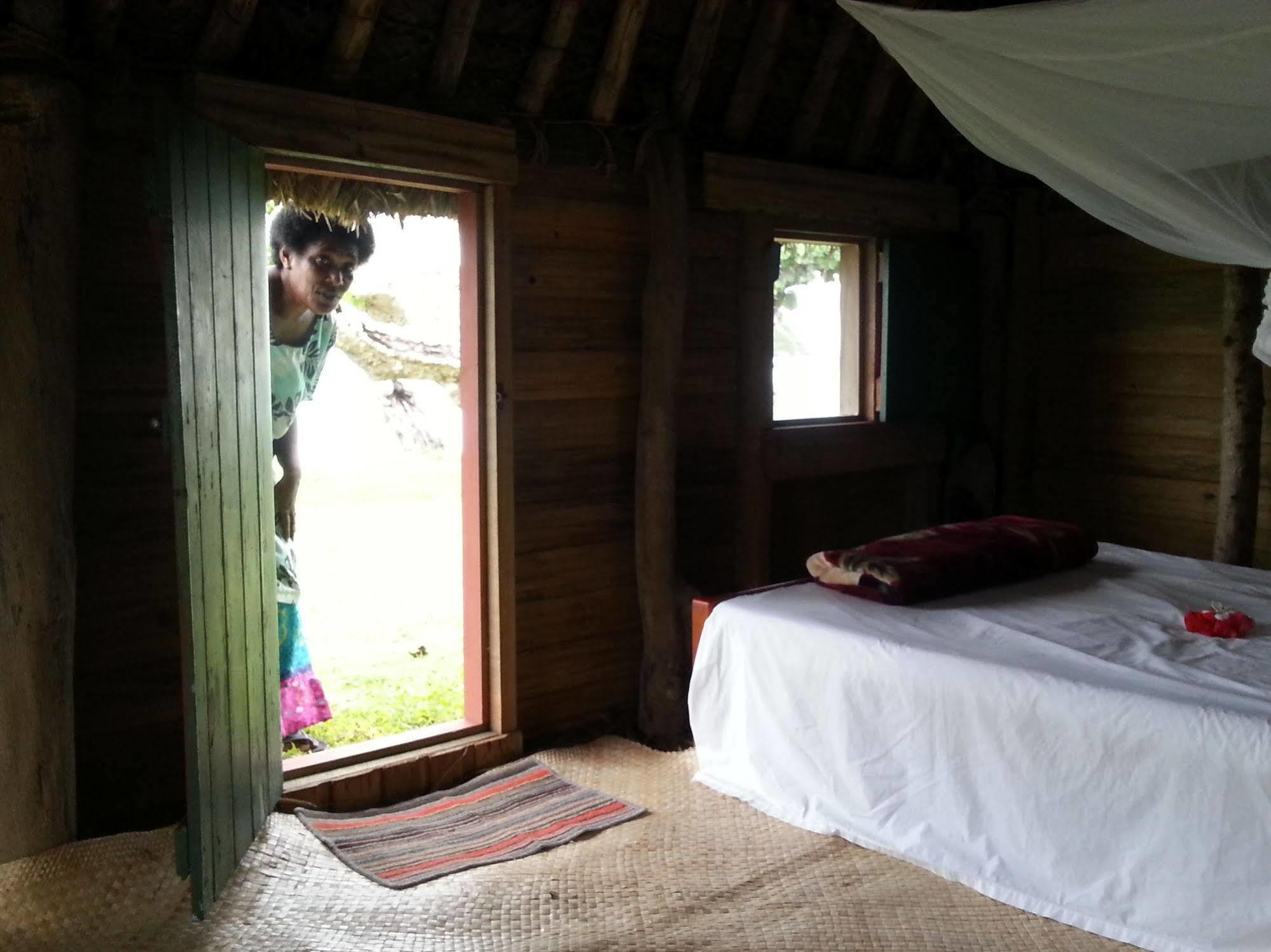 Yasawa Homestays Naisisili Bagian luar foto